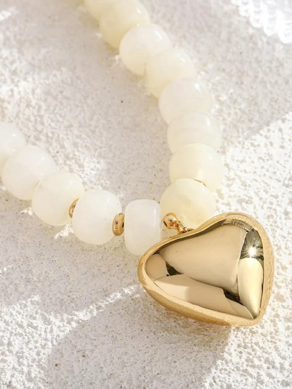 Chic Beaded Necklace for Women with Gold Heart Pendant - Stylish Jewelry